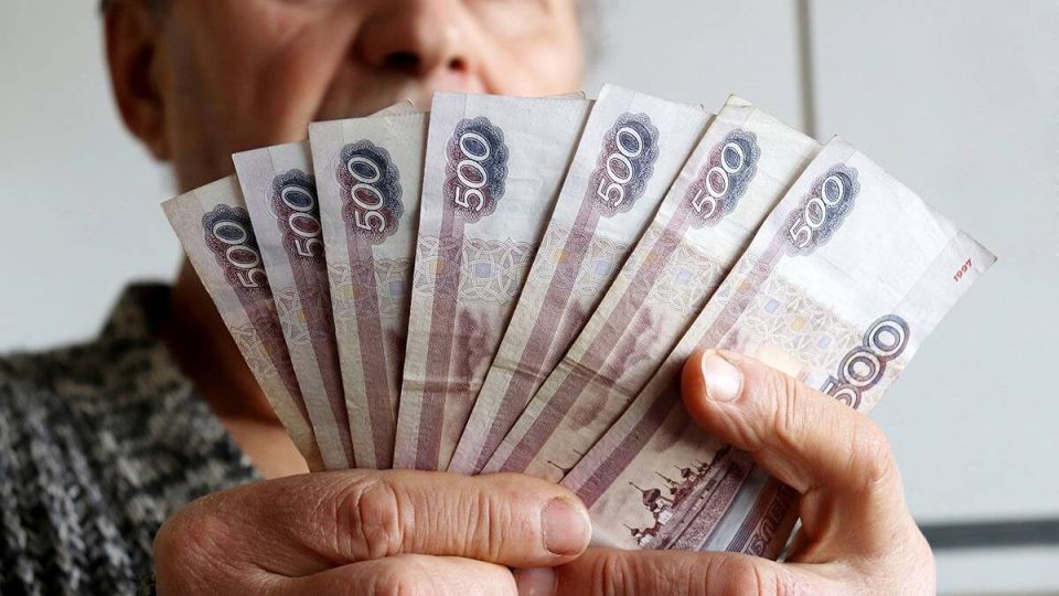 Доплаты к пенсии: кому положены, кто сможет получить