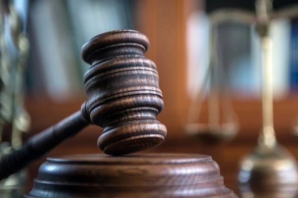 Мужчины получили 15 суток ареста за блокировку офиса РКН